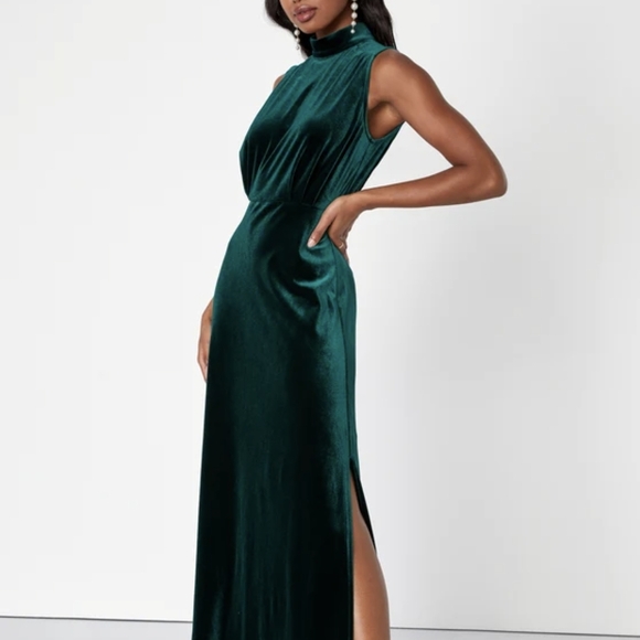 Lulu's Emerald Velvet Maxi Dress - Picture 1 of 7